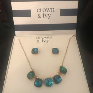 New Crown & Ivy gold tone necklace and earring set